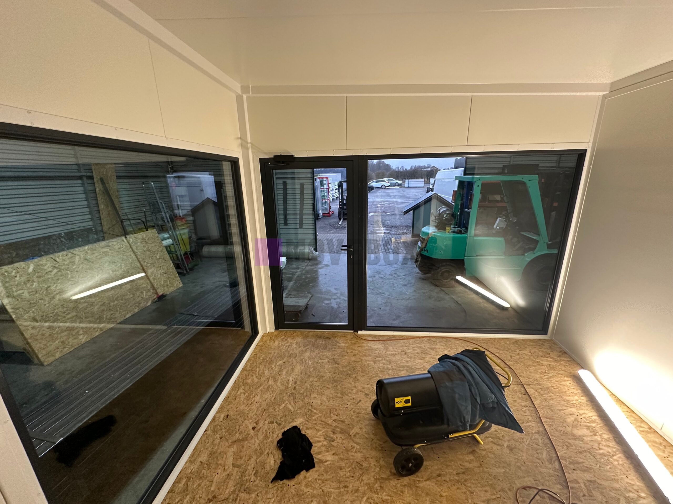 Container MOVEBOX 82