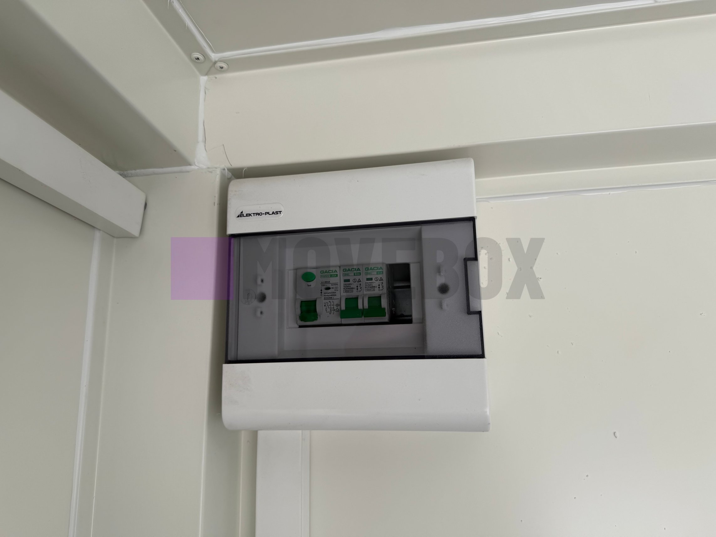 MOVEBOX Container 110