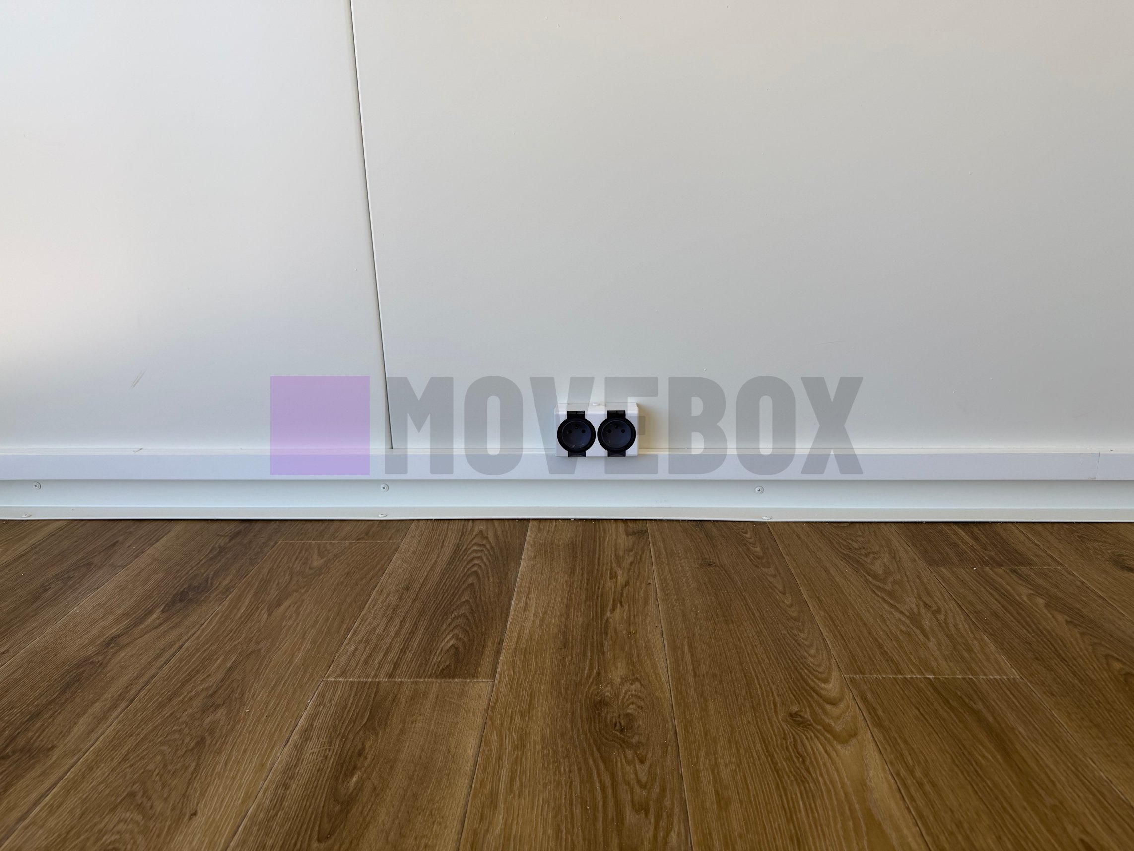 MOVEBOX Container 110