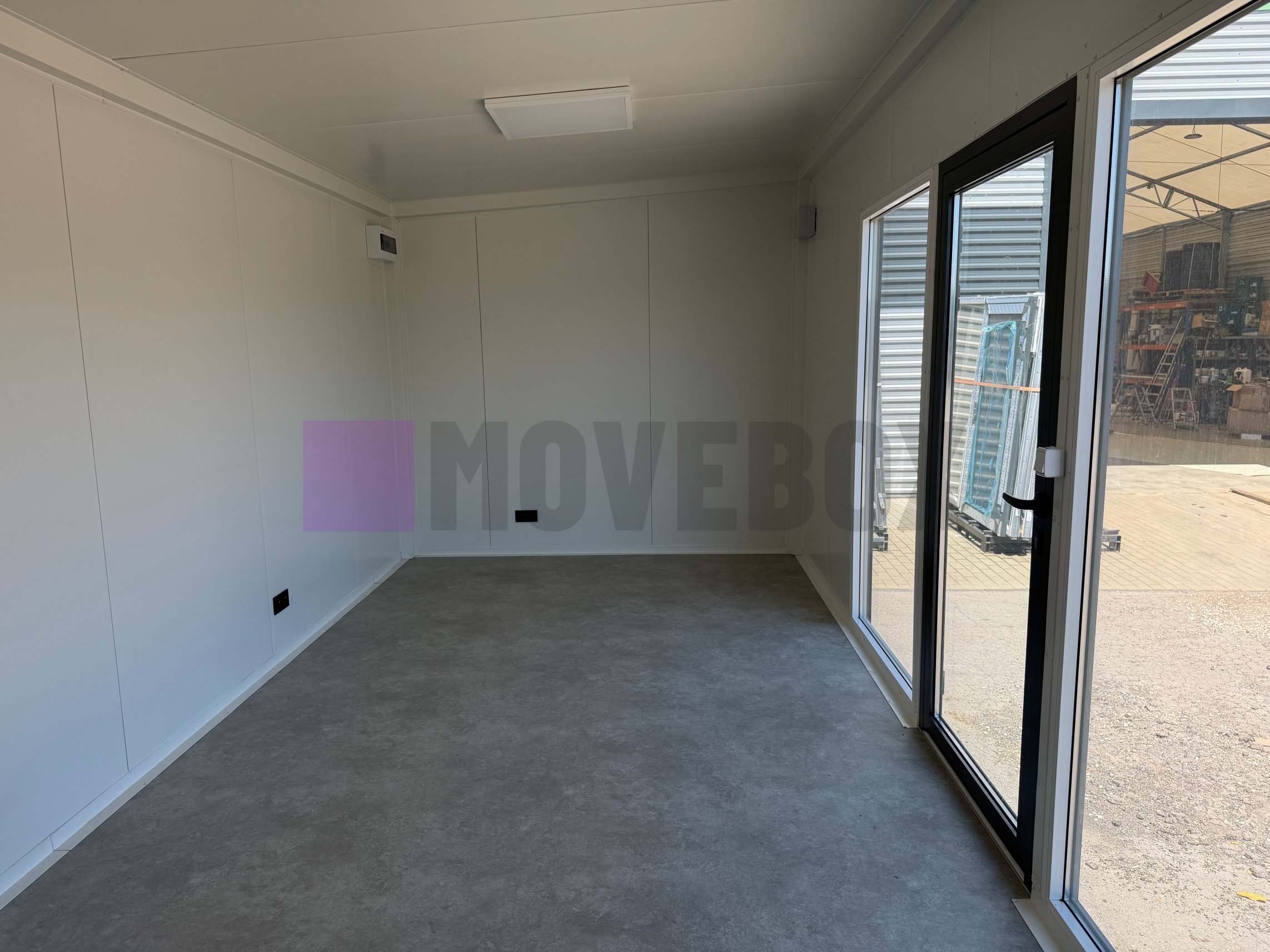 MOVEBOX Container 111